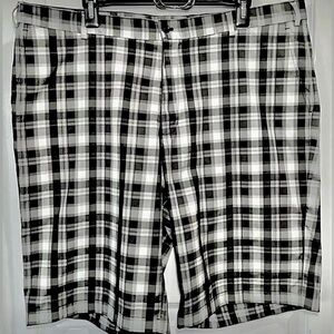 Slazenger Men’s Size 40 Plaid Golf Shorts. Black and Gray. EUC. Ships Fast